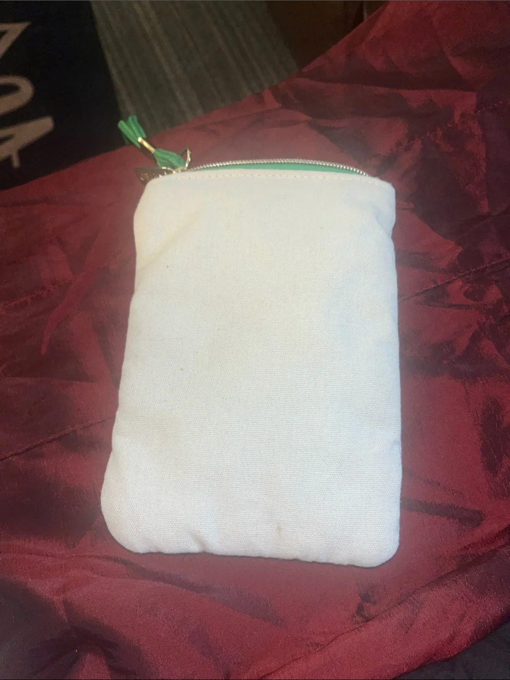 Canvas Wristlet Phone Pouch in Green and Whiter by 3M Post It Pouch 12